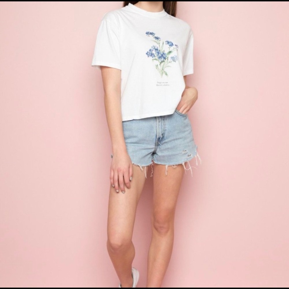 Brandy Melville Forget-Me-Not T-Shirt